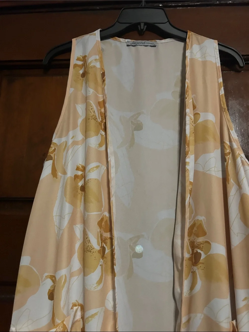 Lightweight Floral Print Scarf Vest - Cream & Gold